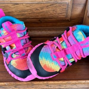 Toddler 6.5 rainbow new balance